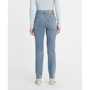 Levi's® Women's 724™M High-Rise Straight Jeans
- Slate Fixer 32
 Nwt